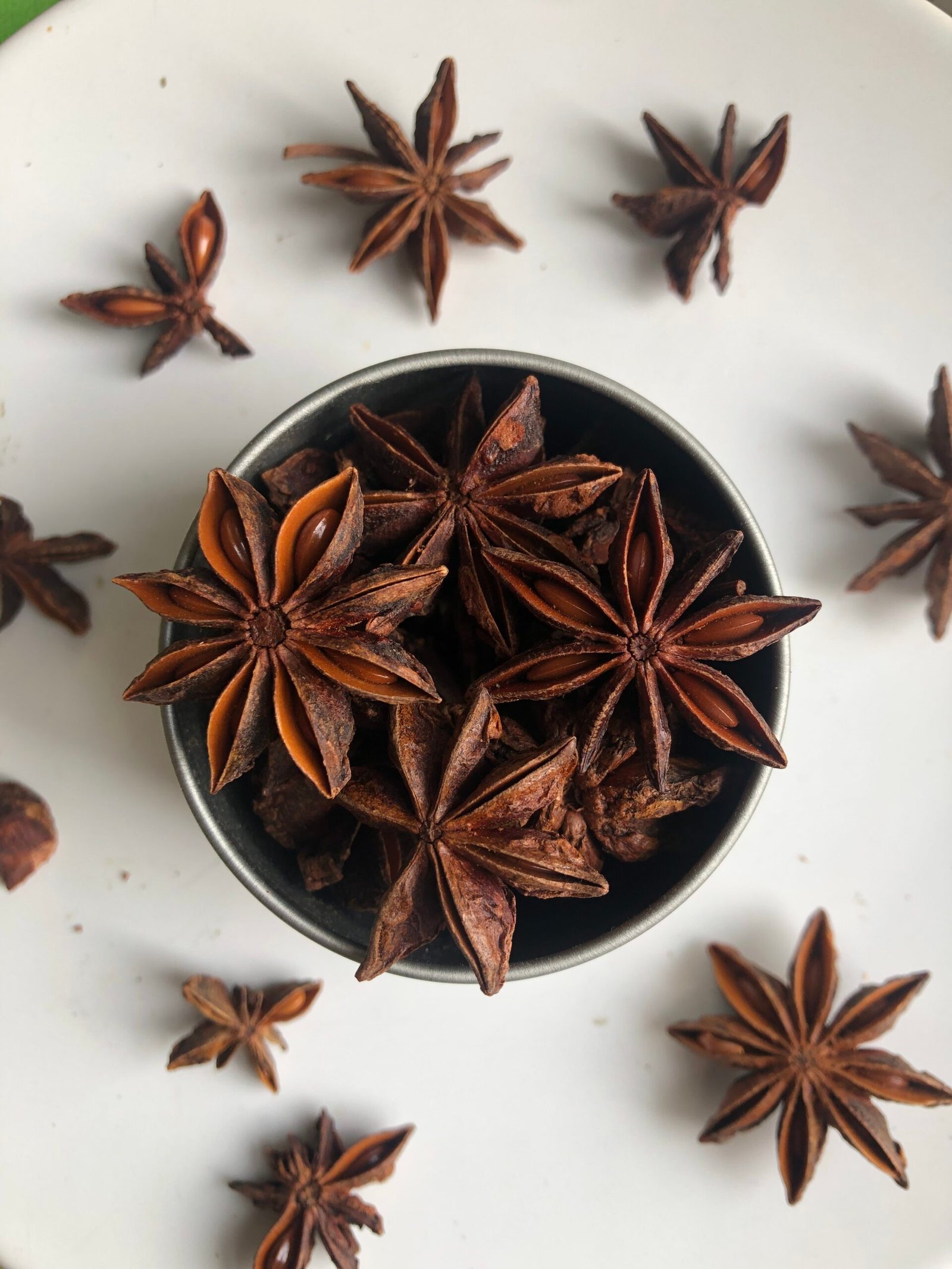 anis étoilé (badiane de chine) bio 100g fruit entier illicium verum hook. f. anis étoilé (badiane de chine) bio 100g fruit entier illicium verum hook. f.