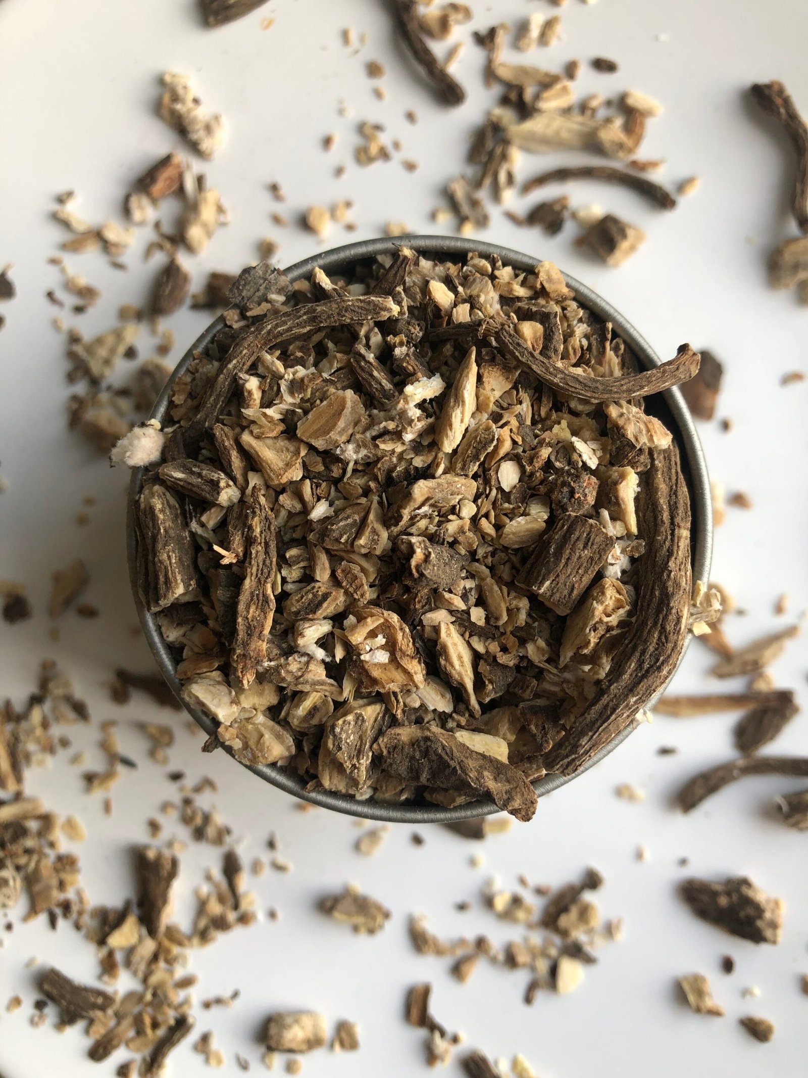 bardane bio 100g racine coupée arctium lappa l. bardane bio 100g racine coupée arctium lappa l.